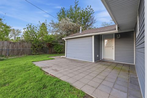 Tiny photo for Carpentersville, IL 60110 (MLS # 12641146)