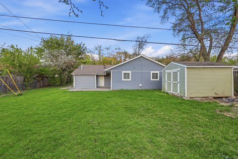 Tiny photo for Carpentersville, IL 60110 (MLS # 12641146)