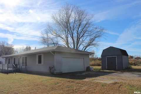 Tiny photo for 3287 Selmaville Road, Salem, IL 62881 (MLS # EB460475)
