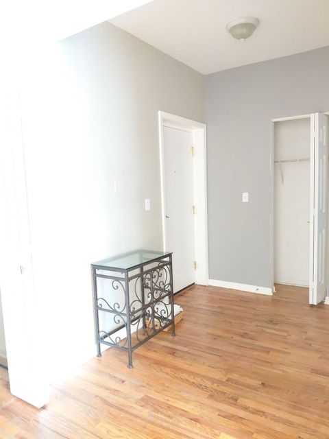 Tiny photo for 4551 S MICHIGAN Avenue #B, Chicago, IL 60653 (MLS # 12318886)