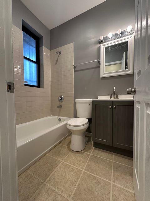 Tiny photo for 4551 S MICHIGAN Avenue #B, Chicago, IL 60653 (MLS # 12318886)