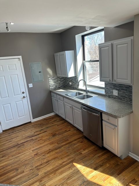 Tiny photo for 4551 S MICHIGAN Avenue #B, Chicago, IL 60653 (MLS # 12318886)