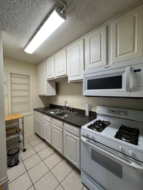 Tiny photo for 1750 N Marywood Avenue #603, Aurora, IL 60505 (MLS # 12357489)