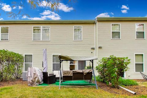 Tiny photo for 4027 Blackstone Drive, Aurora, IL 60504 (MLS # 12498305)