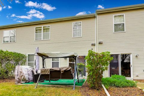 Tiny photo for 4027 Blackstone Drive, Aurora, IL 60504 (MLS # 12498305)