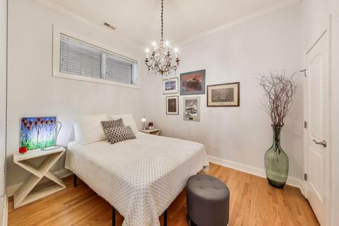 Tiny photo for 920 W Barry Avenue #1, Chicago, IL 60657 (MLS # 12461762)