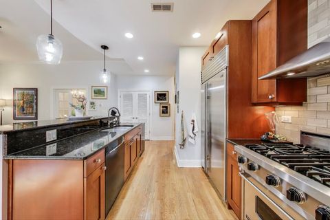 Tiny photo for 920 W Barry Avenue #1, Chicago, IL 60657 (MLS # 12461762)