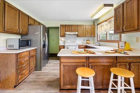 Tiny photo for 3710 Raycraft Road, Woodstock, IL 60098 (MLS # 12481396)