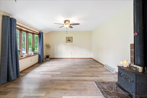 Tiny photo for 3710 Raycraft Road, Woodstock, IL 60098 (MLS # 12481396)