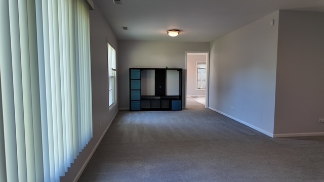 1025 Mayfield Lane