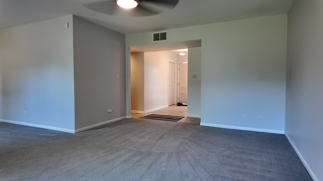 1025 Mayfield Lane