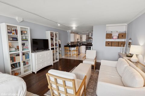Tiny photo for 1030 N State Street #51J, Chicago, IL 60610 (MLS # 12370898)