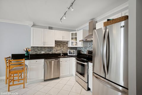 Tiny photo for 1030 N State Street #51J, Chicago, IL 60610 (MLS # 12370898)