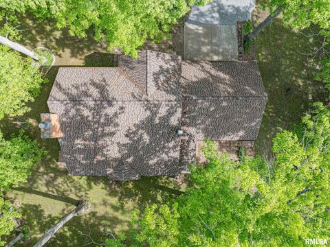 Tiny photo for 15751 E Tolle Road, Mt Vernon, IL 62864 (MLS # EB457898)
