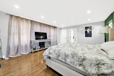 Tiny photo for 3700 W 81st Place, Chicago, IL 60652 (MLS # 12574301)