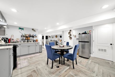 Tiny photo for 3700 W 81st Place, Chicago, IL 60652 (MLS # 12574301)