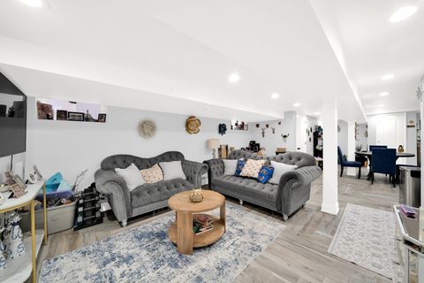 Tiny photo for 3700 W 81st Place, Chicago, IL 60652 (MLS # 12574301)