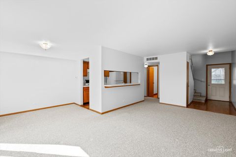 Tiny photo for 7419 Canterbury Place #22-4, Downers Grove, IL 60516 (MLS # 12484725)