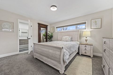 Tiny photo for 348 N Shady Lane, Elmhurst, IL 60126 (MLS # 12599214)