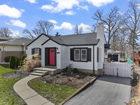 Tiny photo for 348 N Shady Lane, Elmhurst, IL 60126 (MLS # 12599214)