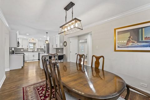 Tiny photo for 348 N Shady Lane, Elmhurst, IL 60126 (MLS # 12599214)