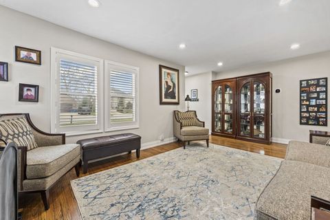 Tiny photo for 348 N Shady Lane, Elmhurst, IL 60126 (MLS # 12599214)