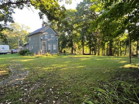 Photo of 38W596 Highland Avenue, Elgin, IL 60124 (MLS # 12782757)