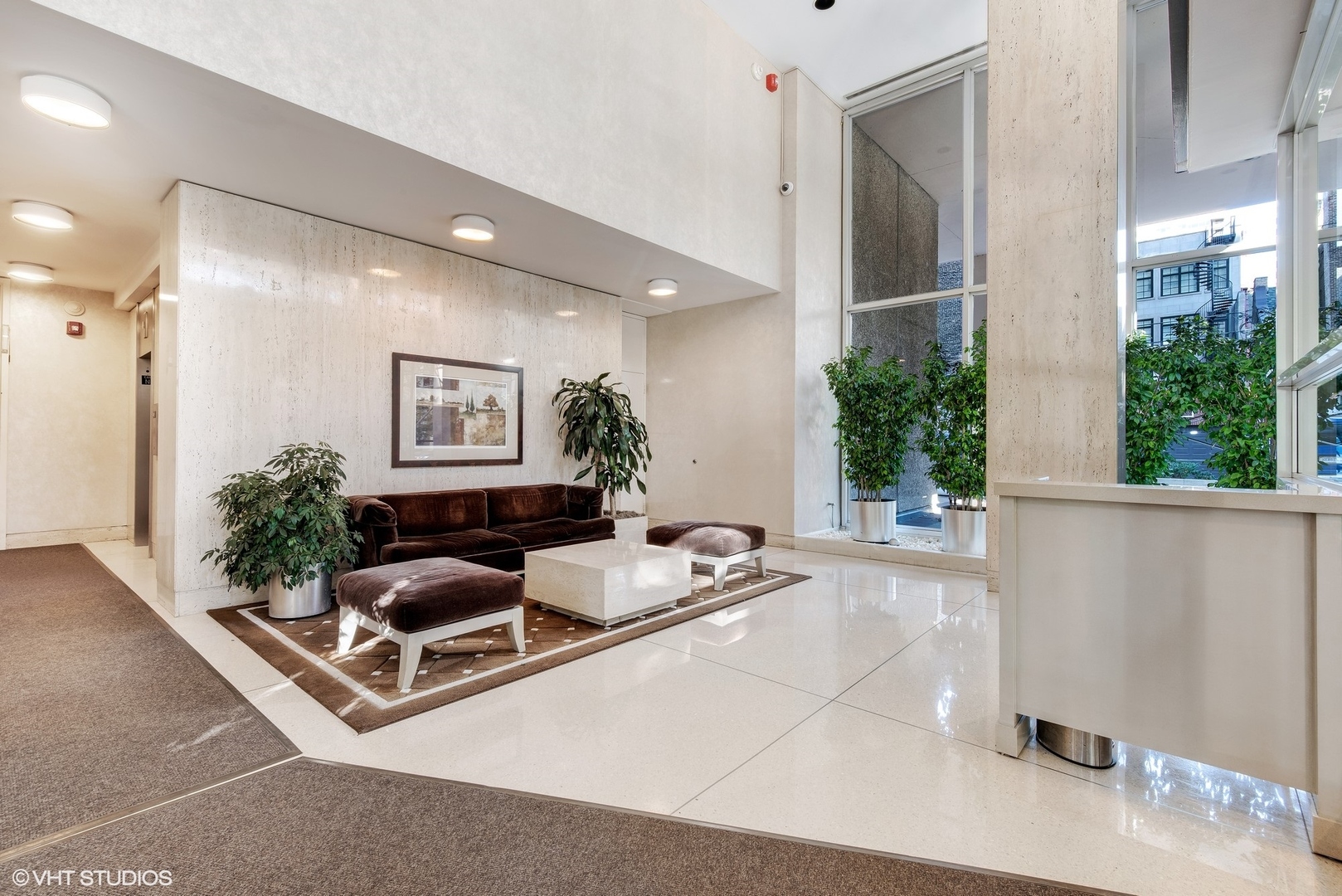70 W BURTON Place 2407