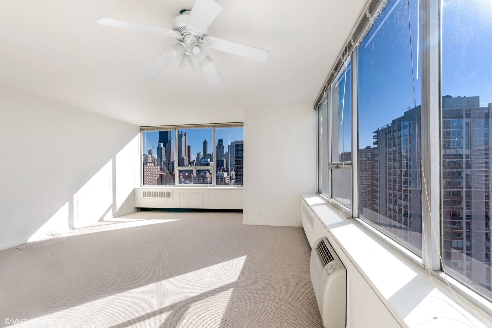 70 W BURTON Place 2407