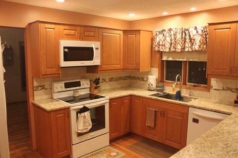 Tiny photo for 1310 W 51st Street, Davenport, IA 52806 (MLS # 12559561)