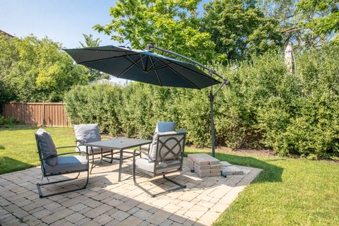 Tiny photo for 900 ROWE Avenue, Park Ridge, IL 60068 (MLS # 12512495)