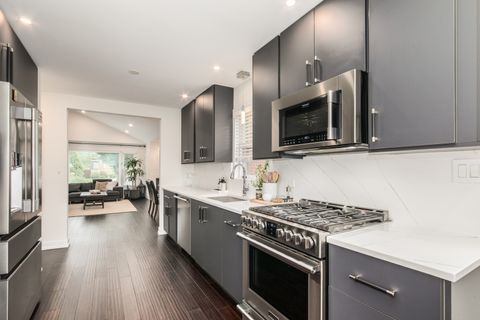 Tiny photo for 900 ROWE Avenue, Park Ridge, IL 60068 (MLS # 12512495)