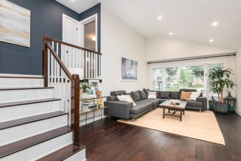 Tiny photo for 900 ROWE Avenue, Park Ridge, IL 60068 (MLS # 12512495)