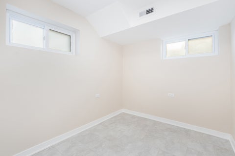 Tiny photo for 6117 W 80th Street W, Burbank, IL 60459 (MLS # 12763009)