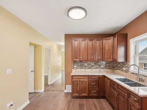 Tiny photo for 1404 N 36th Avenue, Melrose Park, IL 60160 (MLS # 12581985)