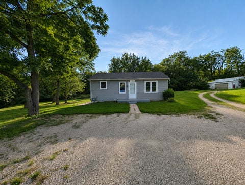 Tiny photo for 998 Rutland Street, Marseilles, IL 61341 (MLS # 12736143)