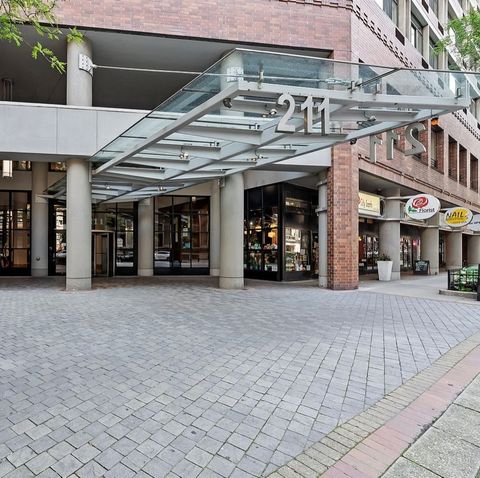 211 E Ohio Street 1215 Chicago IL 60611