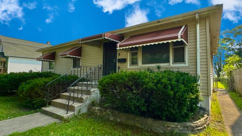 Tiny photo for 15741 Finch Avenue, Harvey, IL 60426 (MLS # 12440135)
