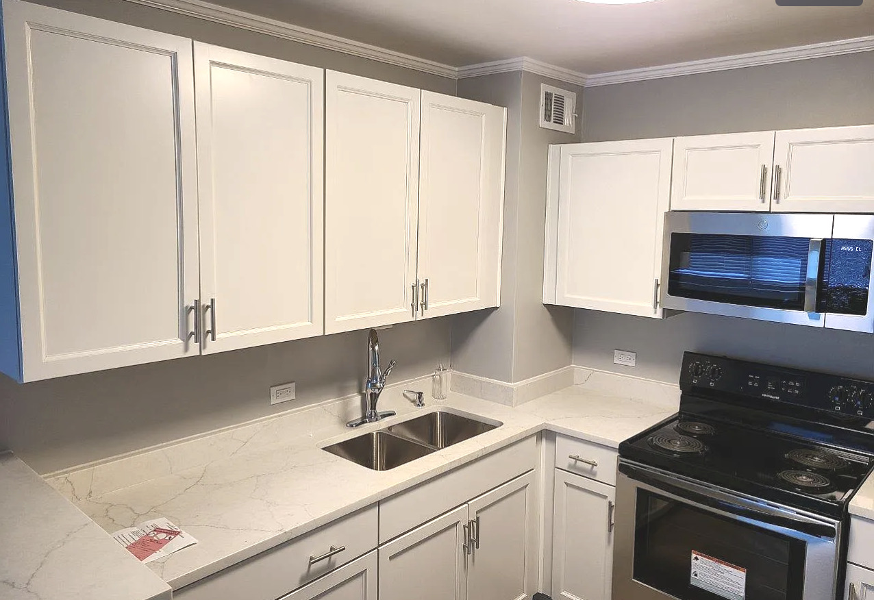 3600 N Lake Shore Drive 909