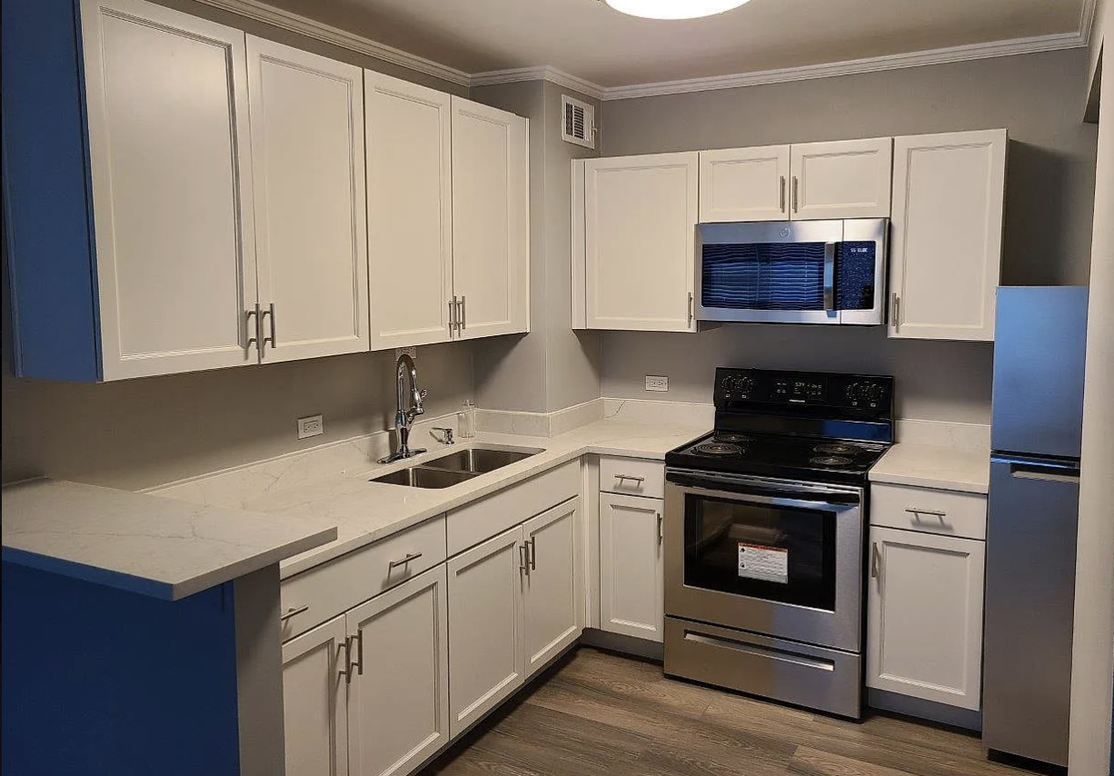 3600 N Lake Shore Drive 909