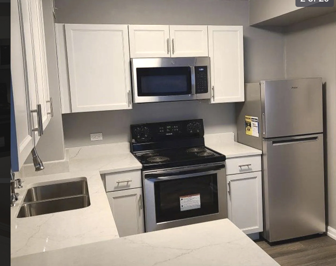 3600 N Lake Shore Drive 909