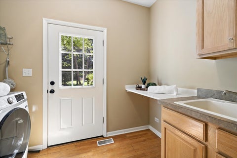 Tiny photo for 8709 Shade Tree Circle, Crystal Lake, IL 60014 (MLS # 12704882)