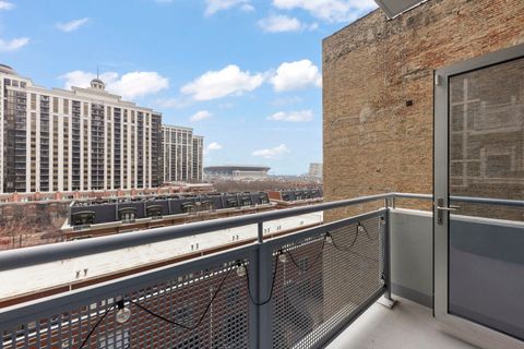 Tiny photo for 1305 S Michigan Avenue #712, Chicago, IL 60605 (MLS # 12607359)