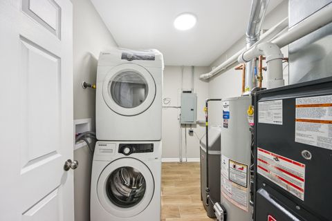 Tiny photo for 65 Della Street, Crystal Lake, IL 60014 (MLS # 12611293)