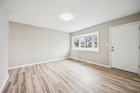 Tiny photo for 65 Della Street, Crystal Lake, IL 60014 (MLS # 12611293)