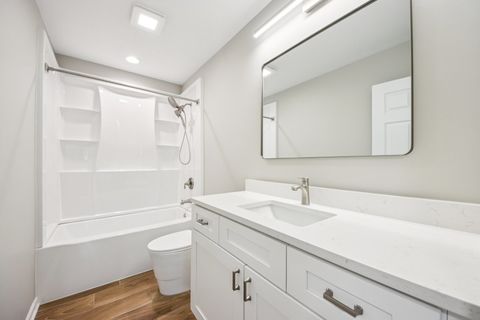 Tiny photo for 65 Della Street, Crystal Lake, IL 60014 (MLS # 12611293)