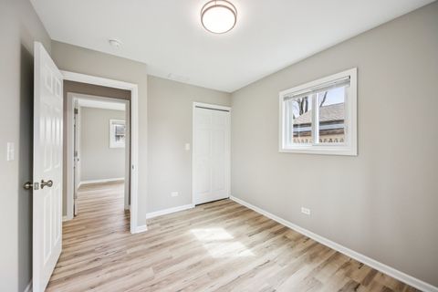 Tiny photo for 65 Della Street, Crystal Lake, IL 60014 (MLS # 12611293)