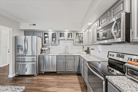 Tiny photo for 7 Briar Hill Circle #7, Champaign, IL 61822 (MLS # 12486175)