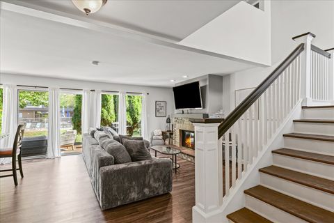 Tiny photo for 7 Briar Hill Circle #7, Champaign, IL 61822 (MLS # 12486175)