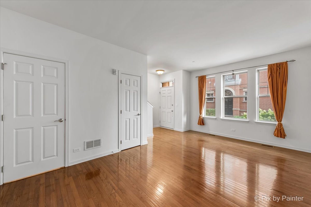 307 Narragansett Avenue